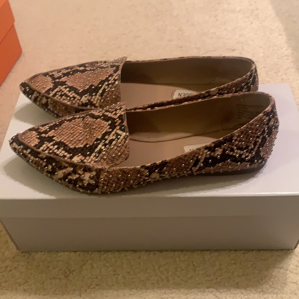 Steve Madden Feather S-Tan Snake Loafer - Picture 11 of 12